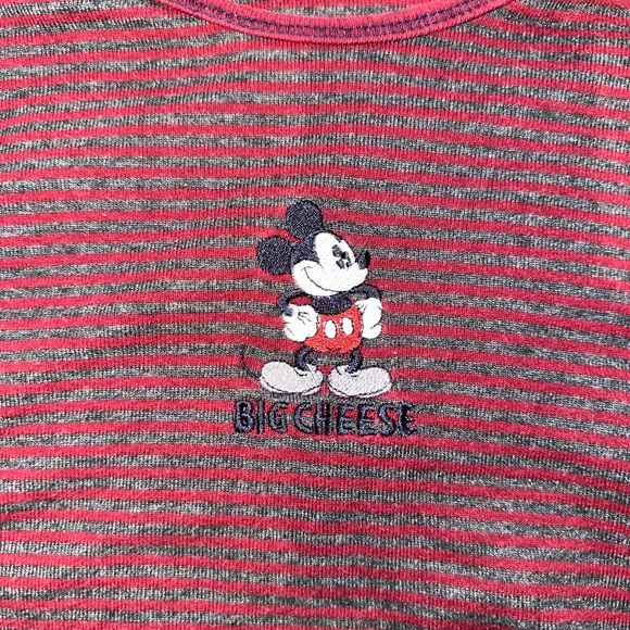 VINTAGE Disney Burgundy Long Sleeve Tee with Mickey Mouse “big cheese” - Picture 4 of 9
